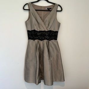 JS Boutique formal knee length dress